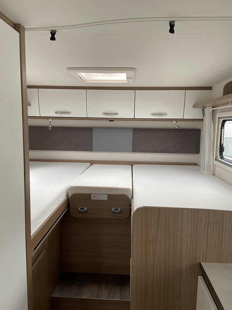 Intégral Carado i338 espace couchage