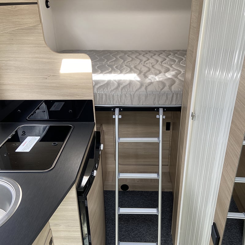 Profilé Challenger S 194 Start Edition espace couchage