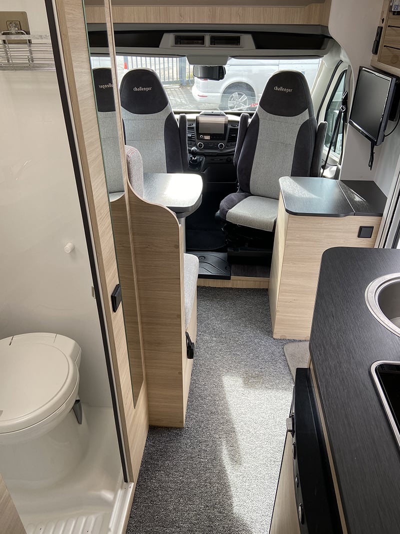 Profilé Challenger S 194 Start Edition vue intérieure cabine