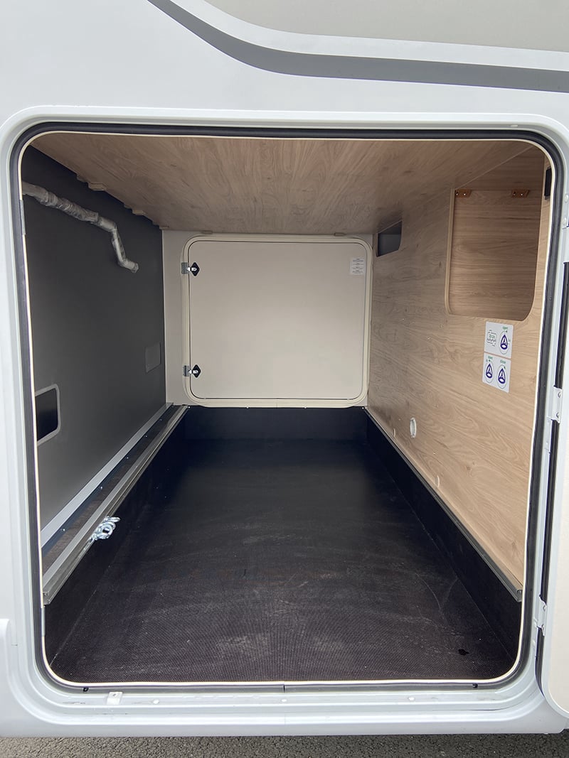 Intégral Dethleffs Globebus i6 soute