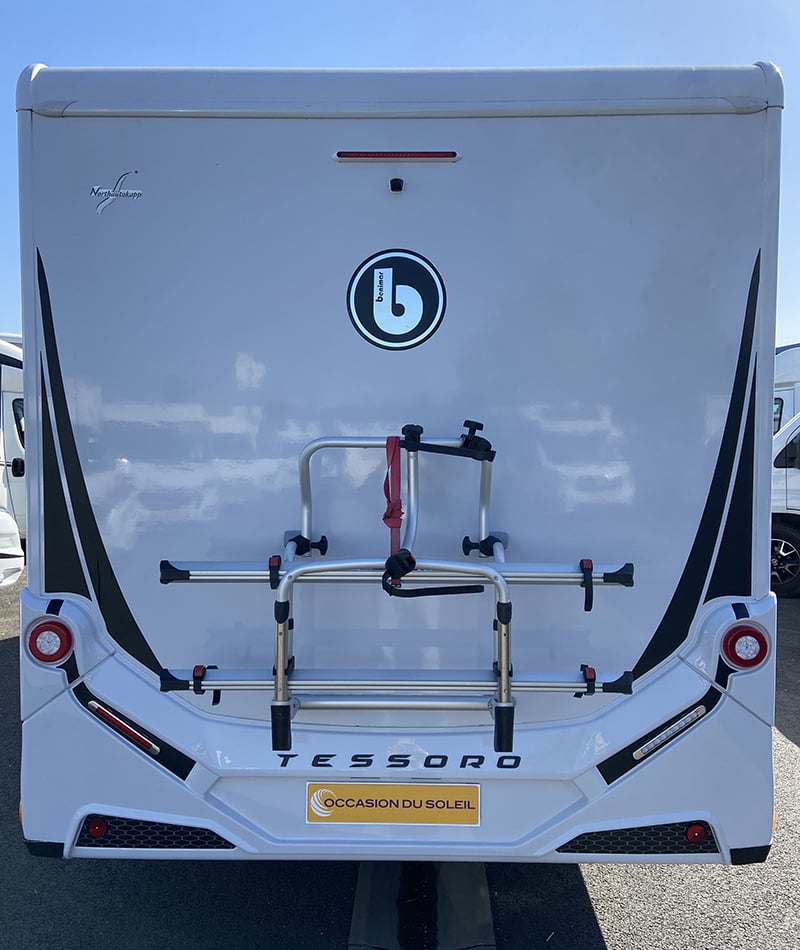 Profilé Benimar Tessoro T468 Spécial Edition face arrière