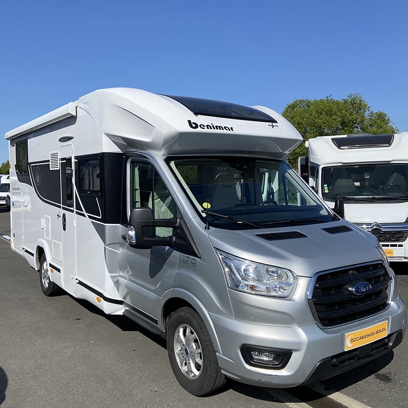 Profilé Benimar Tessoro T468 Spécial Edition profil avant droit