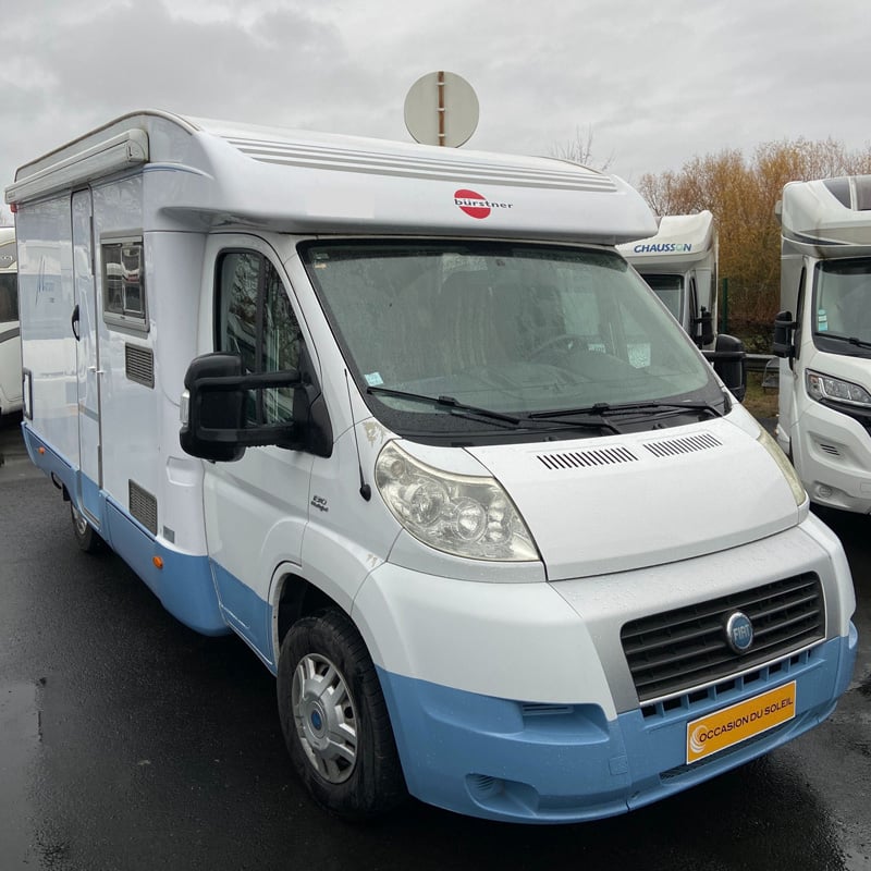 Profilé Bürstner Marano T 585 profil avant droit