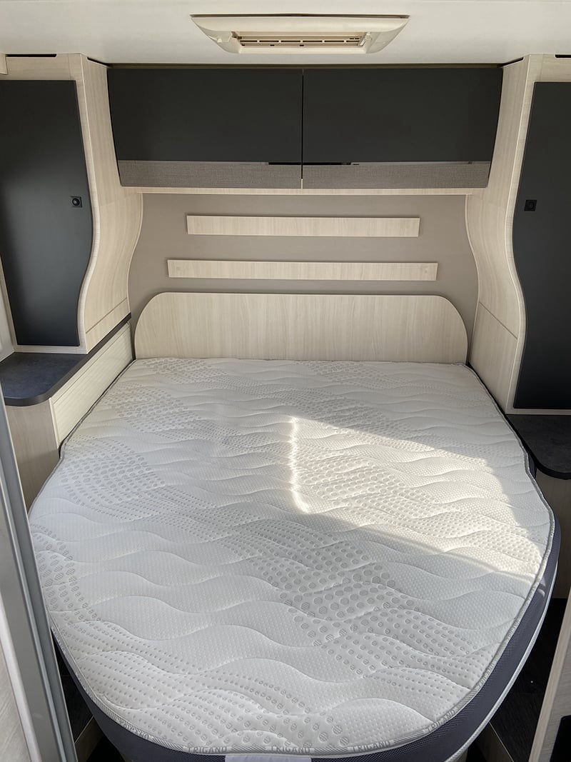 Profilé Chausson 788 Titanium Premium espace couchage