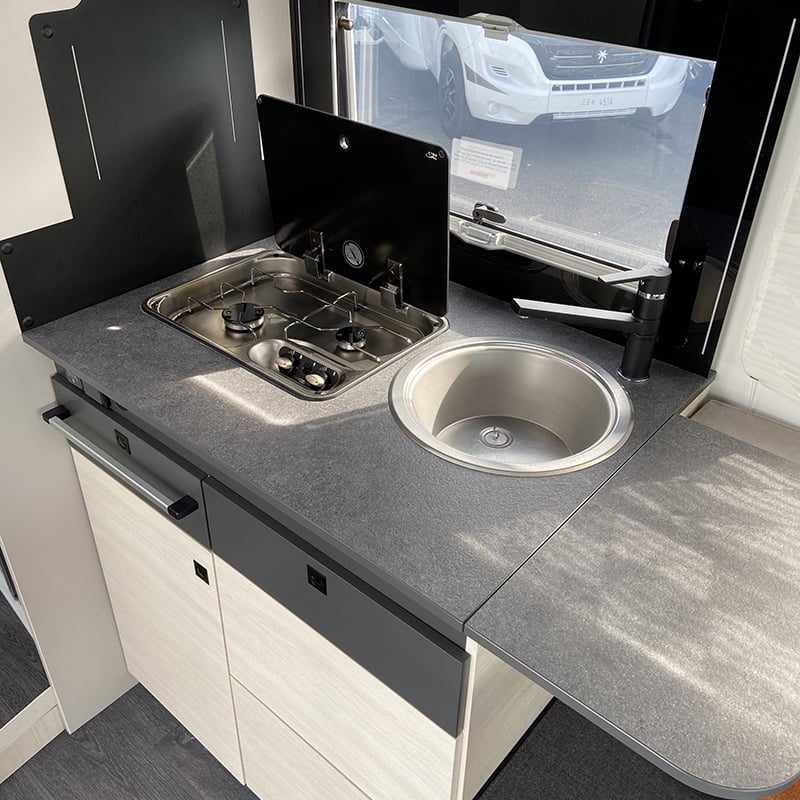 Profilé Chausson 788 Titanium Premium espace cuisine