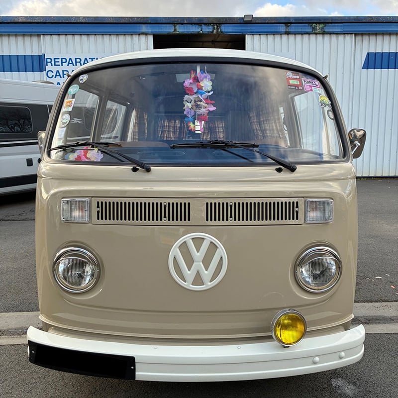 Fourgon Combi VW T2 Devon face avant
