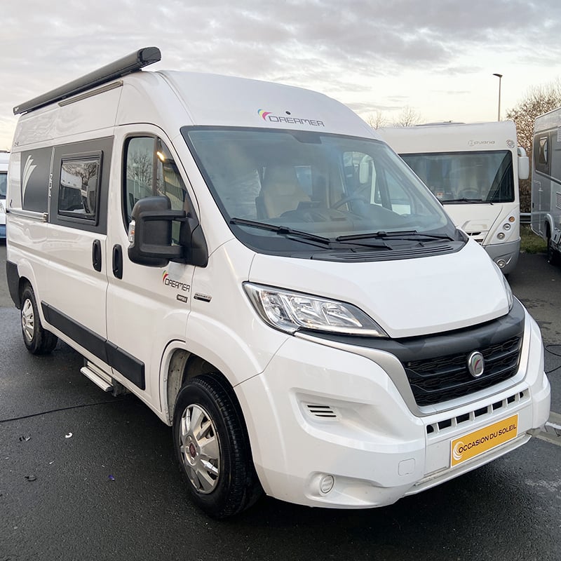 Fourgon Dreamer D 42 profil avant droit