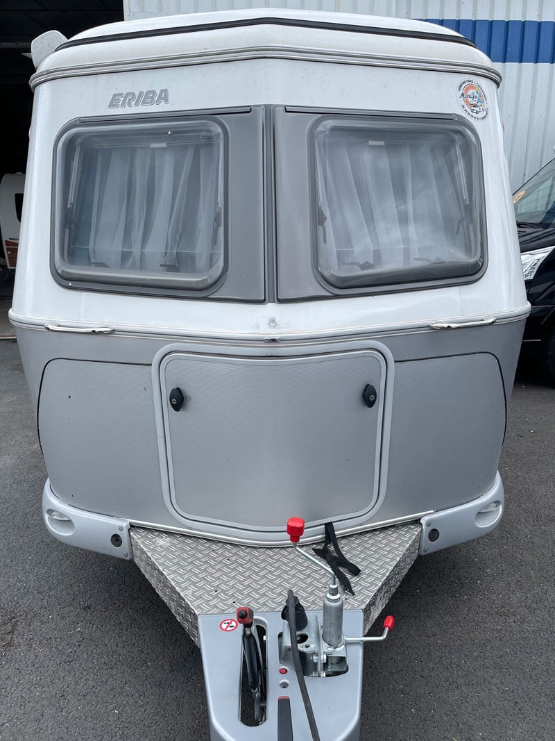 Caravane Eriba Triton 430 - 60e édition face avant