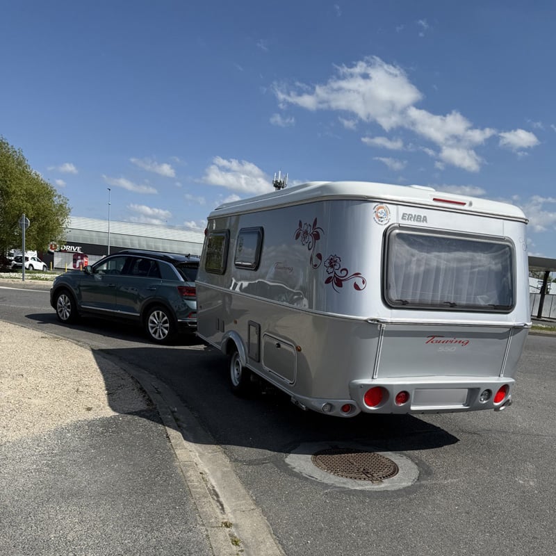 Photo Eriba Troll 550 en route