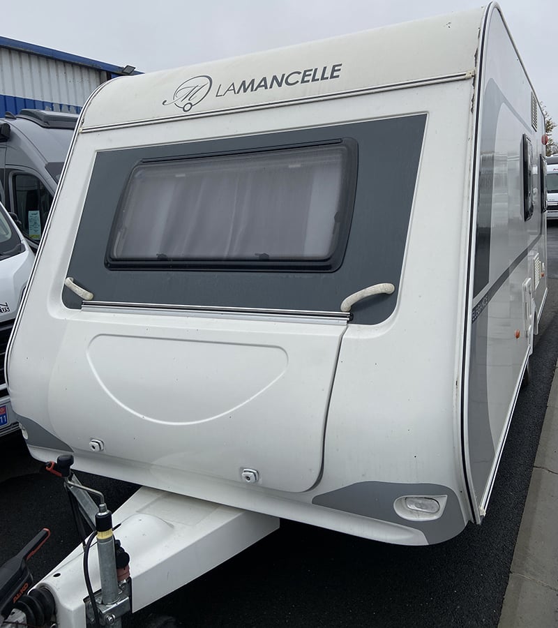 Caravane La Mancelle Elégance 490 SA 2014 face avant