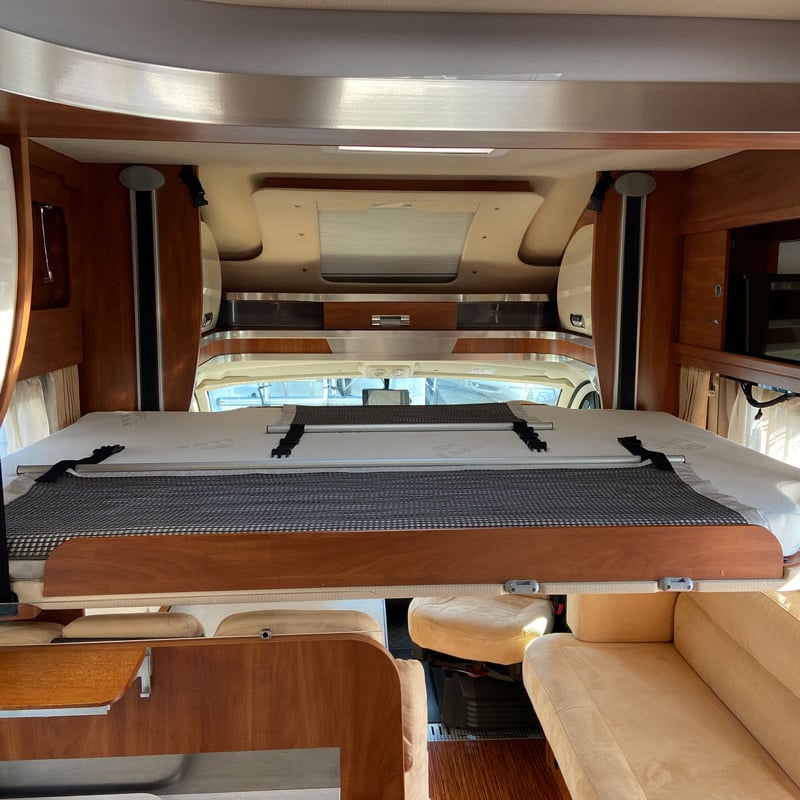 Intégral Laika Kreos 3008 lit dinette