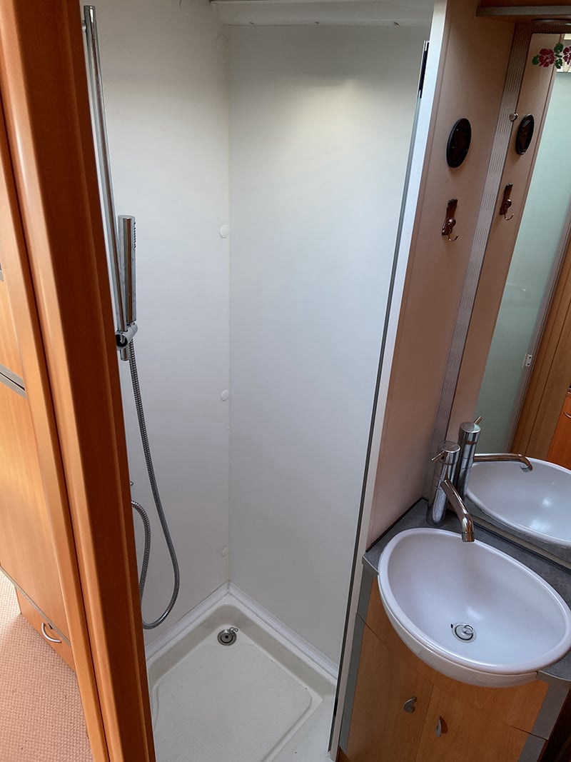Intégral Pilote G 680 Référence espace douche