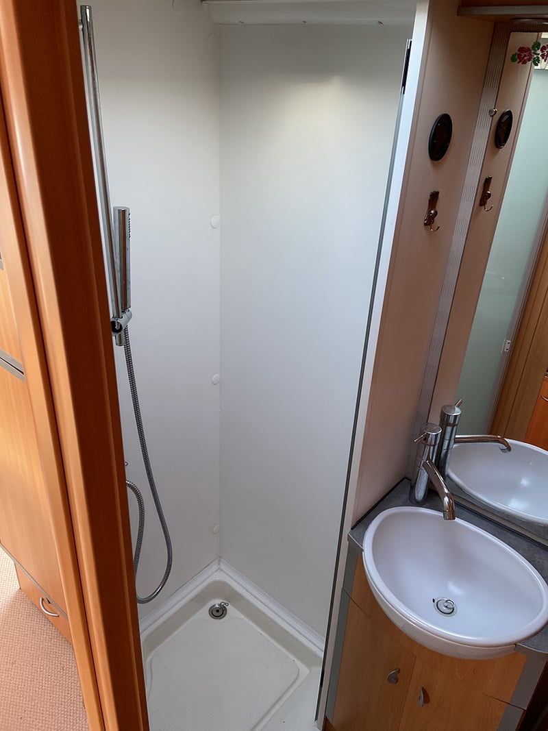 Intégral Pilote G 680 Référence espace douche