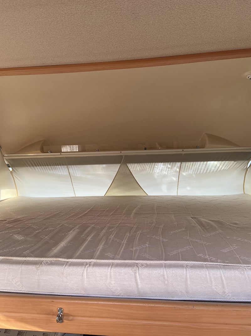 Intégral Pilote G 680 Référence lit pavillon