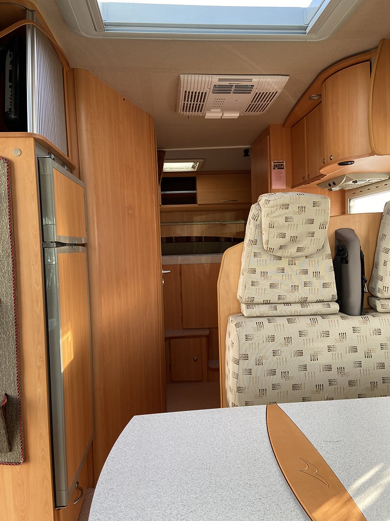 Intégral Pilote G 680 Référence vue intérieure couchage