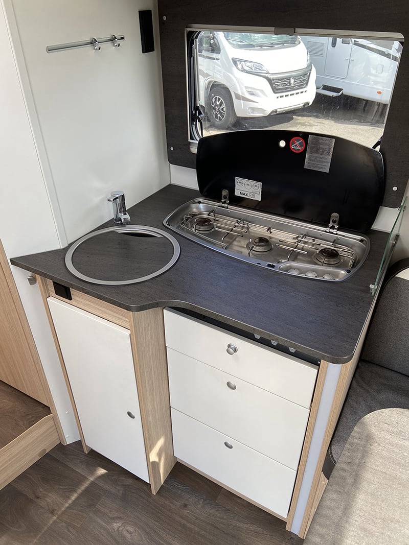 Profilé Sunlight T69 LC Active espace cuisine