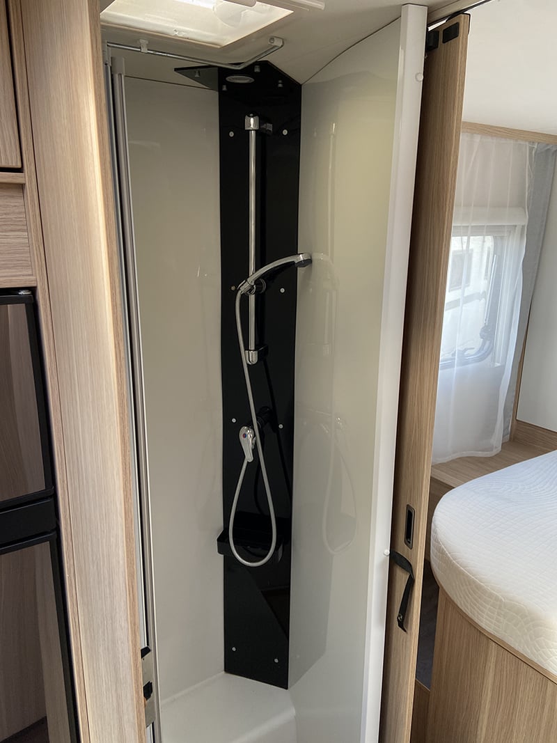 Profilé Sunlight T69 LC Active espace douche