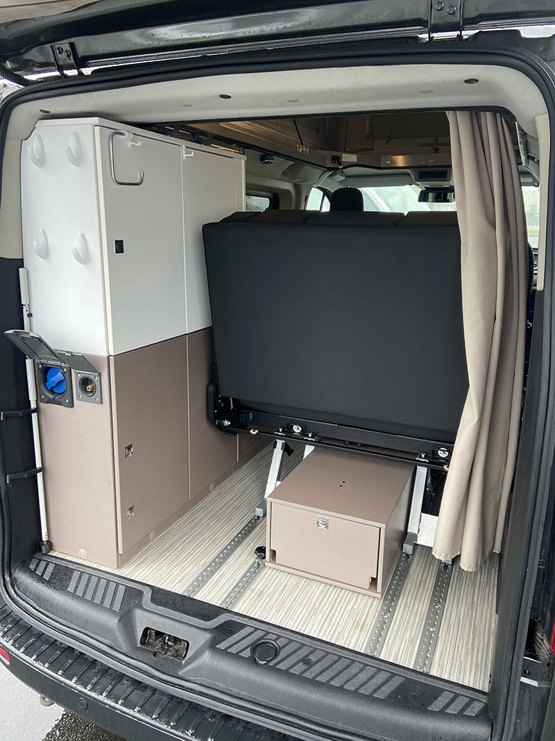 Van Bürstner Copa C500 Active profil arrière vue intérieure