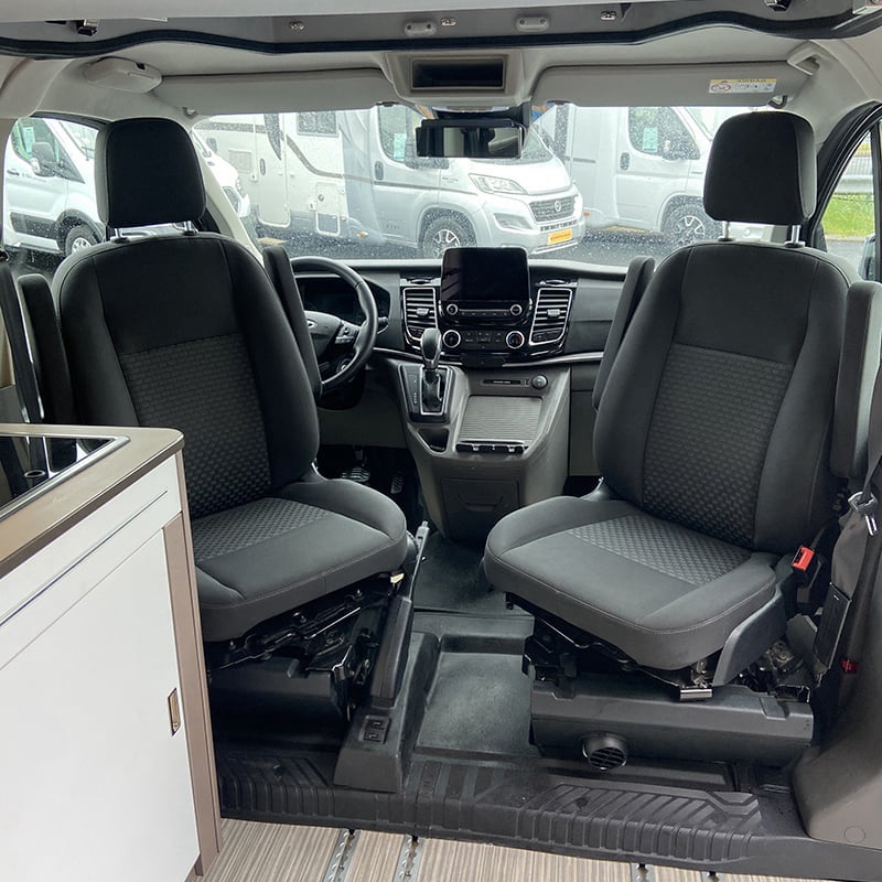 Van Bürstner Copa C500 Active vue intérieure salon