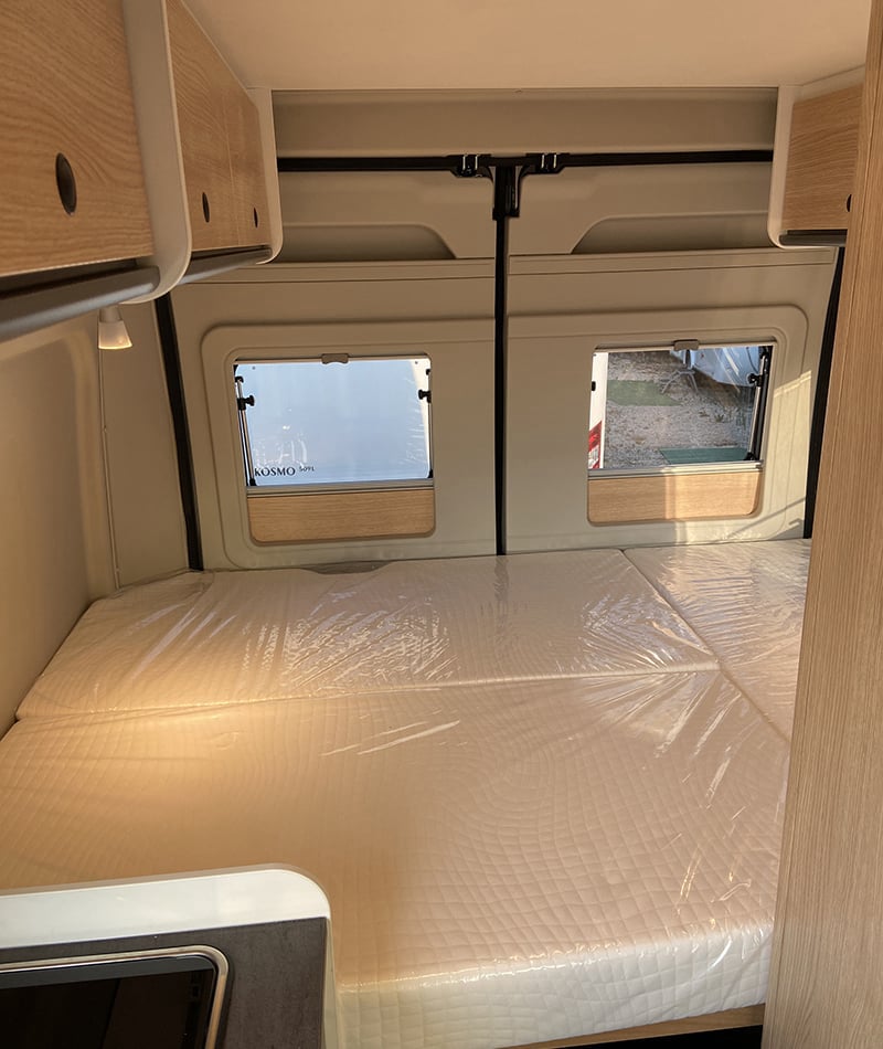 Sunlight Cliff 540 RT Adventure espace couchage